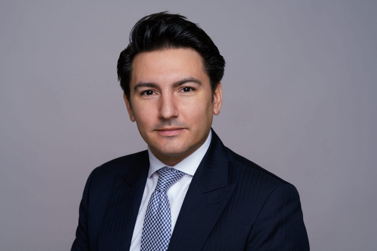 Tristan Dollie Brown Rudnick Headshot scaled e1773523761464