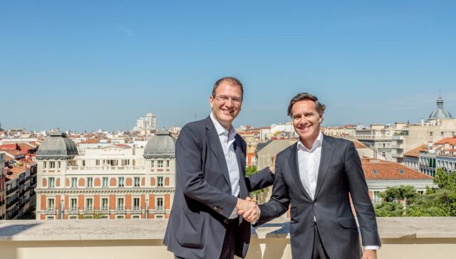Dils Spain XX CEO Real Estate Comercial Anuncio 2